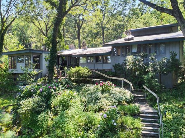 35 Saxon Woods Road, White Plains NY 10605