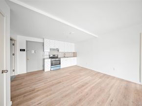 70-40 45 Avenue 4I, Elmhurst NY 11373