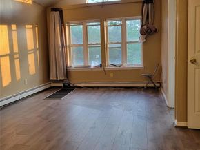 514 B 32 Street, Far Rockaway NY 11691