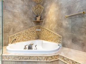 2044 26th Street, Astoria NY 11105