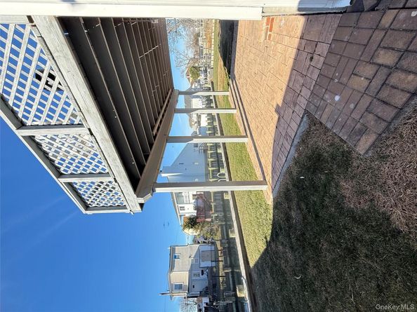 300 Branch Avenue, Freeport NY 11520