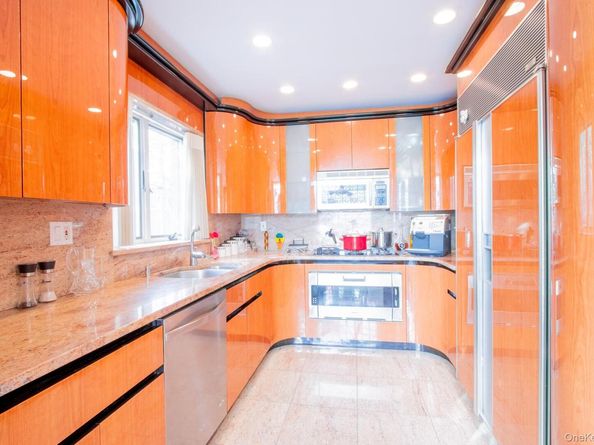 4270 Ocean Avenue, Brooklyn NY 11235