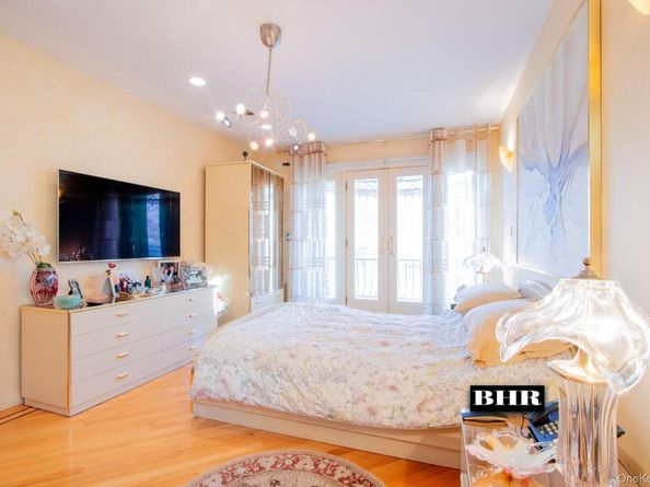 4270 Ocean Avenue, Brooklyn NY 11235