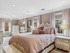 5 Schoolhouse Court, Oyster Bay NY 11771