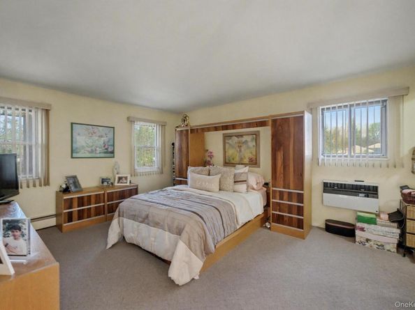 111 Shinbone Lane, Commack NY 11725