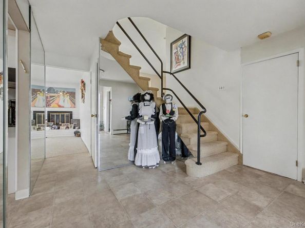 111 Shinbone Lane, Commack NY 11725