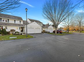 70 Strawberry Commons, Riverhead NY 11901