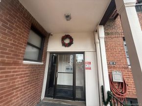 147-14 84 Road 2A, Briarwood NY 11435