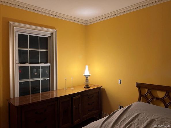 159-28 96th Street, Howard Beach NY 11414