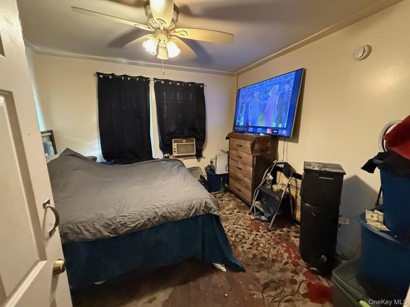 11715 200th Street, Saint Albans NY 11412