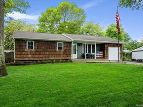 12 Debragga Avenue, East Moriches NY 11940