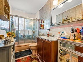 14595 221st Street, Springfield Gardens NY 11413