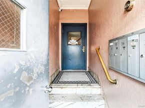 759 E 221st Street, Bronx NY 10467