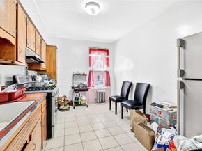 759 E 221st Street, Bronx NY 10467