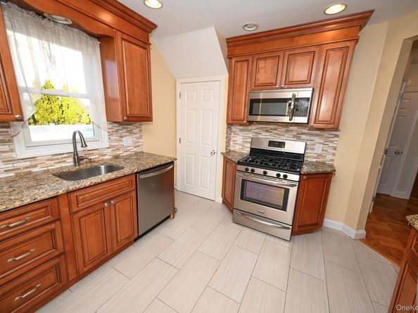 249 Grange Street, Franklin Square NY 11010