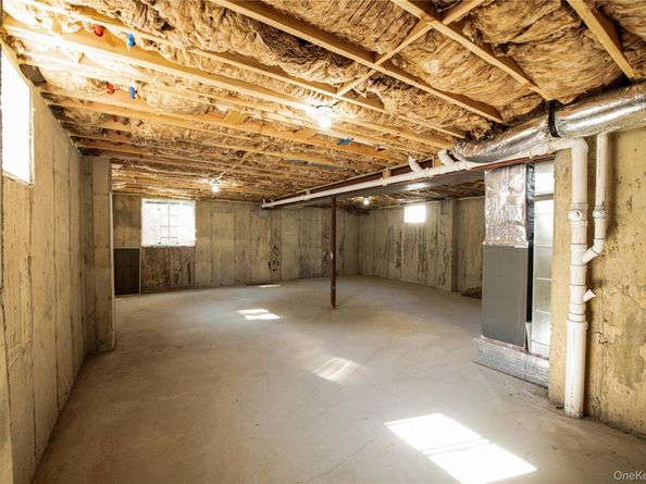 179 Hillsboro Avenue, Elmont NY 11003