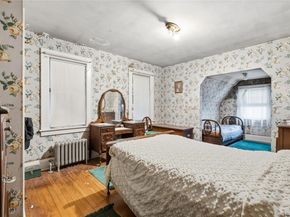 114 Buckingham Place, Lynbrook NY 11563