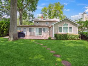 60 Wakefield Avenue, Port Washington NY 11050