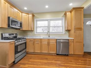 93-23 219th Street, Queens Village NY 11428