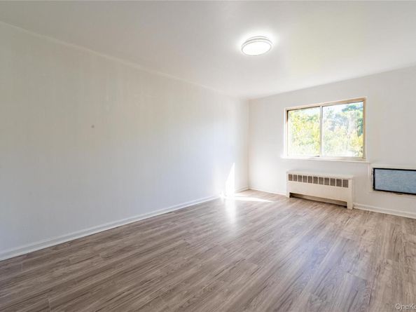 2730 Barnes Avenue, Bronx NY 10467