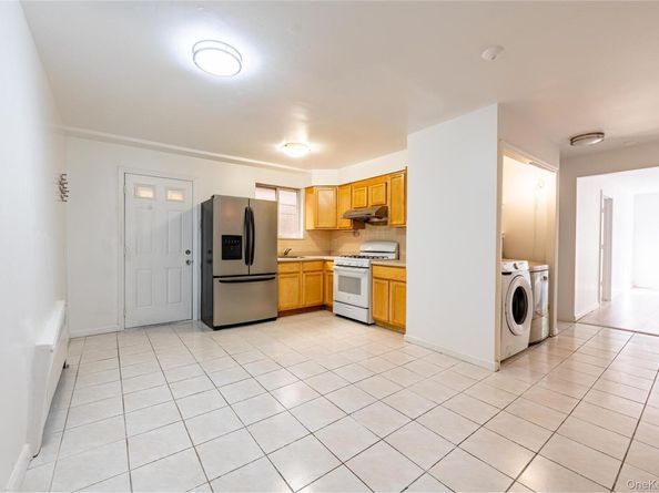 2730 Barnes Avenue, Bronx NY 10467