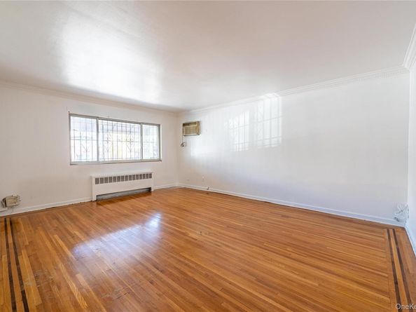 2730 Barnes Avenue, Bronx NY 10467