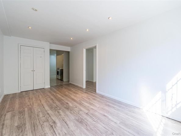 2730 Barnes Avenue, Bronx NY 10467