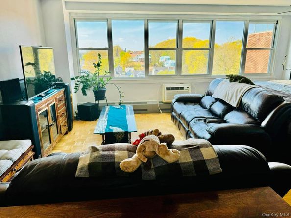 164-20 Highland Avenue 9G, Jamaica NY 11580