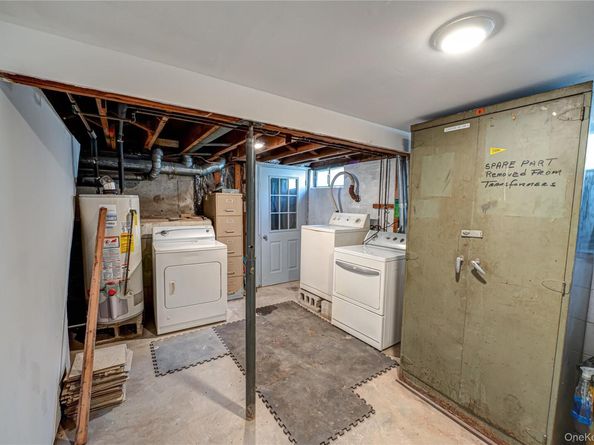 20 W Belmont Street, Bay Shore NY 11706
