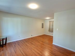 20 W Belmont Street, Bay Shore NY 11706