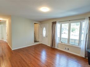 20 W Belmont Street, Bay Shore NY 11706