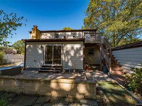 20 W Belmont Street, Bay Shore NY 11706
