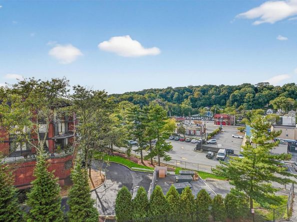 30 E Hartsdale Avenue 3A, Hartsdale NY 10530