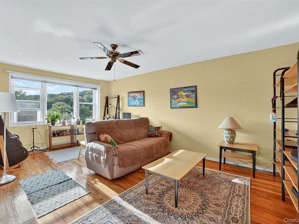 30 E Hartsdale Avenue 3A, Hartsdale NY 10530