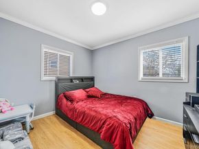 33 E. Seacrest Avenue, Lindenhurst NY 11757