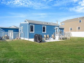 33 E. Seacrest Avenue, Lindenhurst NY 11757