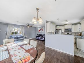 33 E. Seacrest Avenue, Lindenhurst NY 11757