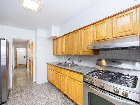 57-15 256th Street, Little Neck NY 11362
