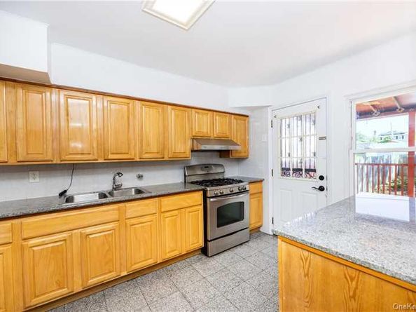 57-15 256th Street, Little Neck NY 11362