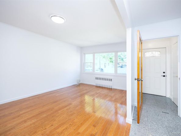 57-15 256th Street, Little Neck NY 11362