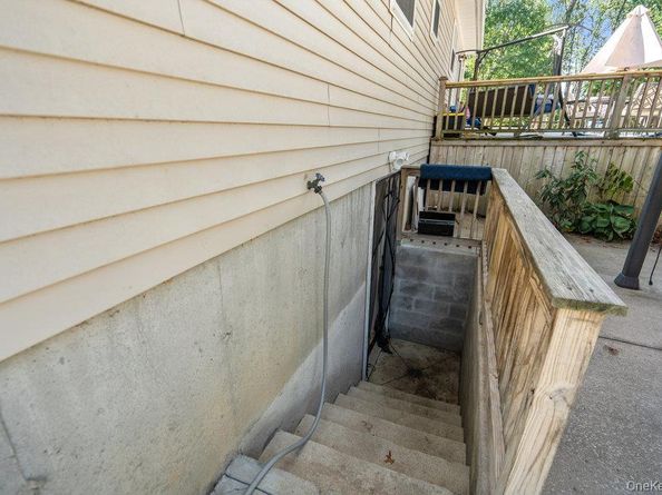 15 New York Avenue, Bay Shore NY 11706