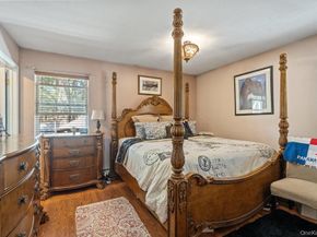 15 New York Avenue, Bay Shore NY 11706