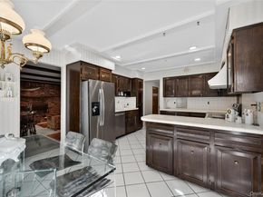 73 Reed Drive, Roslyn NY 11576