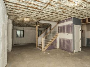 9 Hill Drive, Glen Head NY 11545