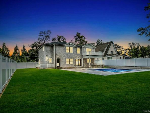 9 Hill Drive, Glen Head NY 11545