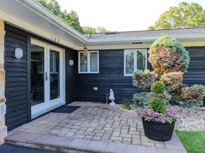 102 Sycamore Circle, Stony Brook NY 11790