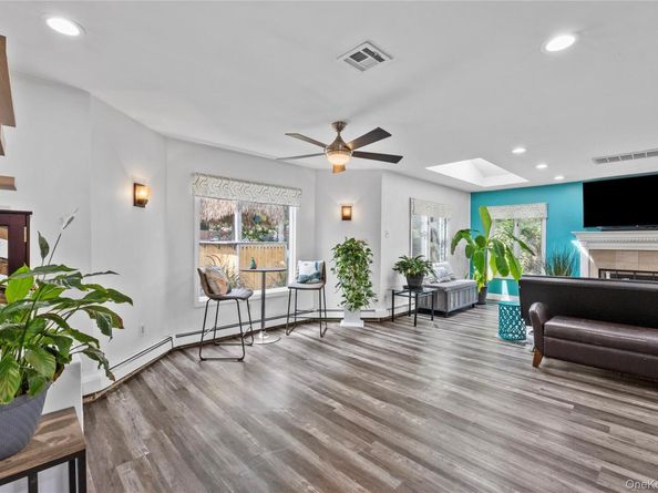 102 Sycamore Circle, Stony Brook NY 11790