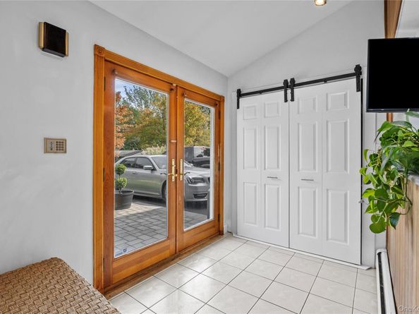 102 Sycamore Circle, Stony Brook NY 11790