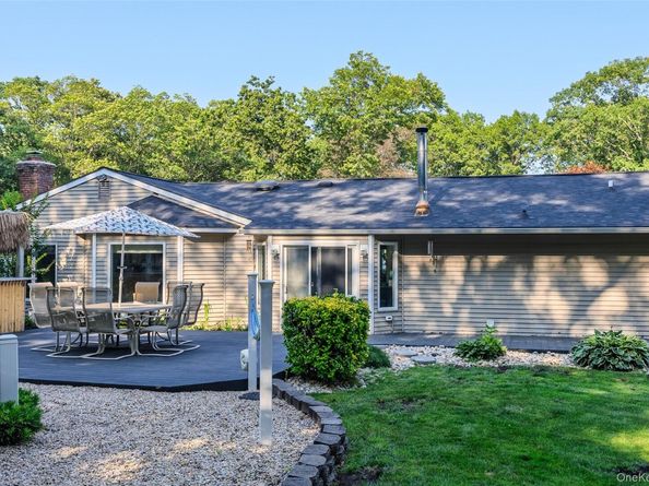 102 Sycamore Circle, Stony Brook NY 11790