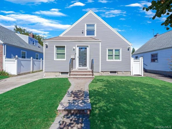 16337 20th Avenue, Whitestone NY 11357